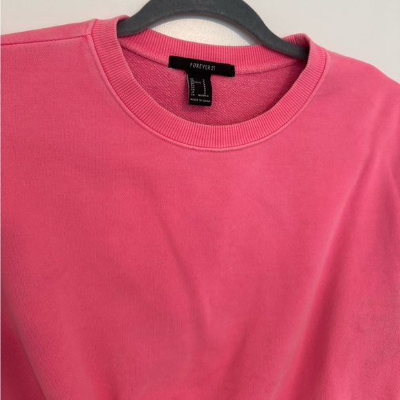 Tops - Pink Cropped Crew Neck Sweatshirt